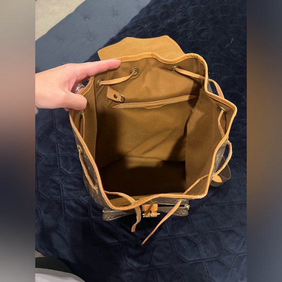 LOUIS VUITTON Monogram Montsouris GM Backpack - Picture 10 of 12